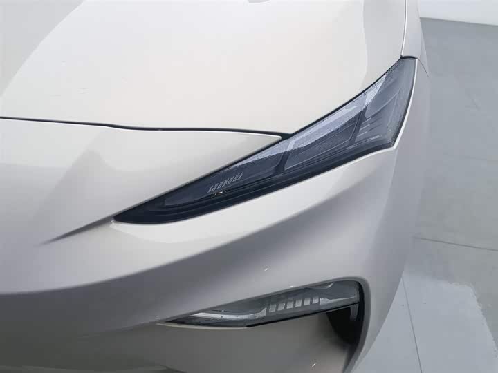 Фото 7 - MG Motor ES5