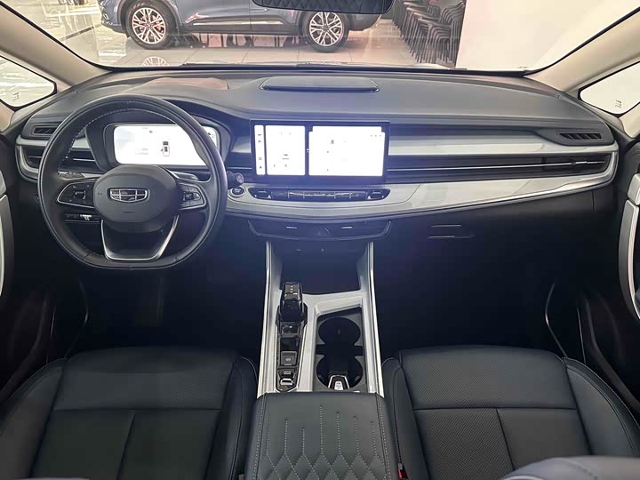 Фото 9 - Geely Jiaji