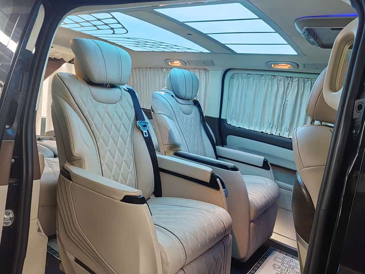 Фото 8 - Mercedes-Benz Vito