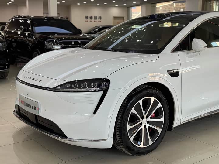 Фото 5 - Luxeed R7