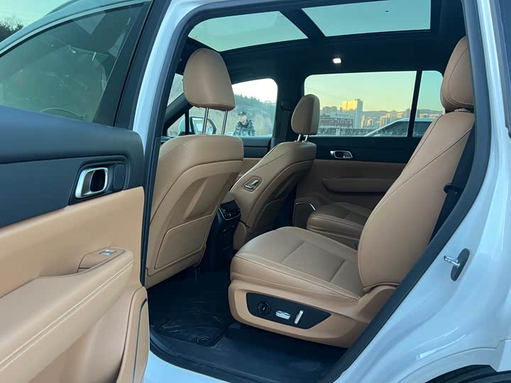 Фото 5 - LiXiang One