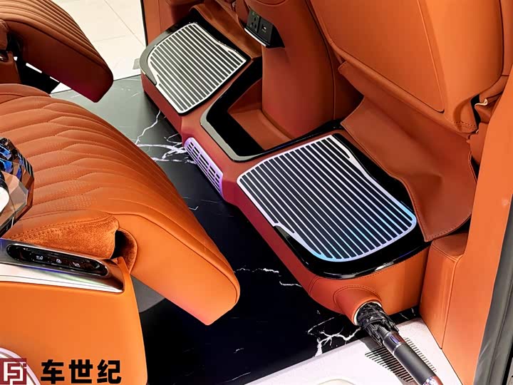 Фото 8 - Mercedes-Benz Vito