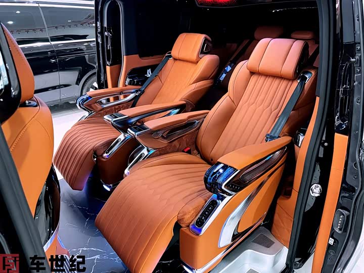 Фото 9 - Mercedes-Benz Vito