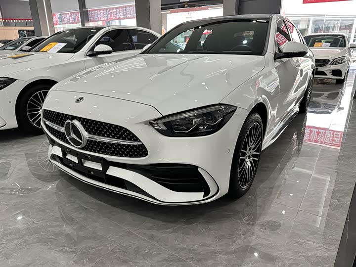 Фото 1 - Mercedes-Benz C-Class