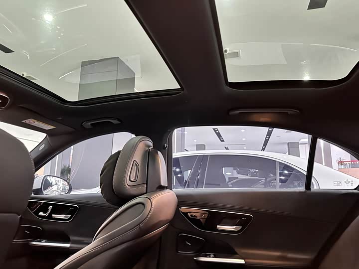 Фото 7 - Mercedes-Benz C-Class