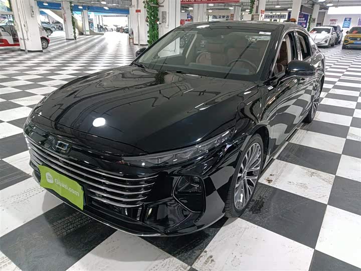 Фото 1 - Bestune B70