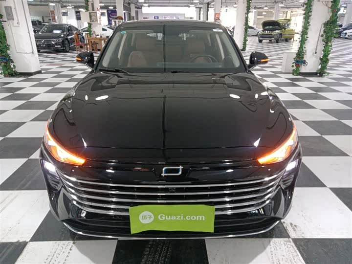 Фото 3 - Bestune B70