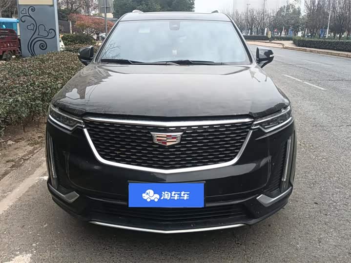 Фото 2 - Cadillac XT6