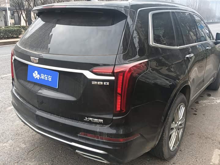 Фото 3 - Cadillac XT6