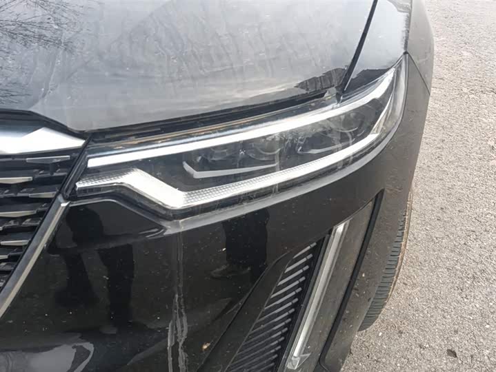 Фото 5 - Cadillac XT6