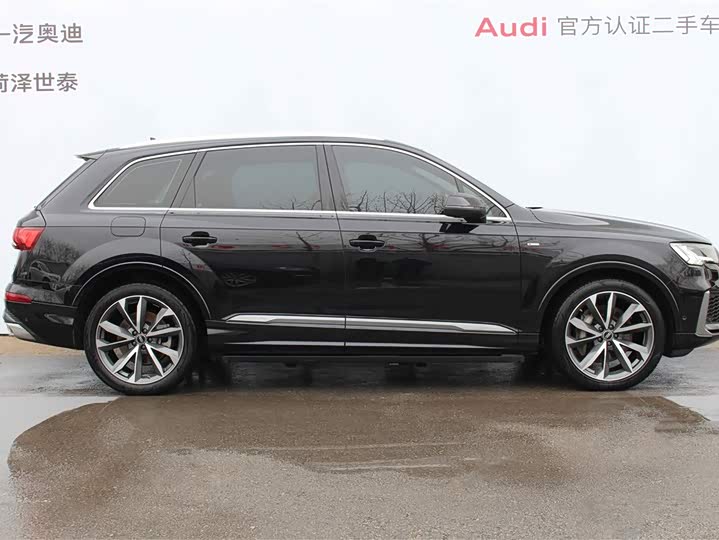 Фото 2 - Audi Q7