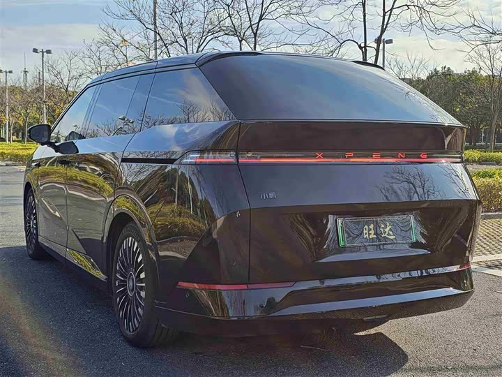 Фото 7 - XPeng X9