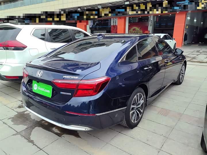 Фото 7 - Honda Inspire