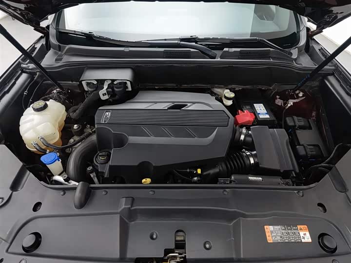 Фото 6 - Lincoln Nautilus