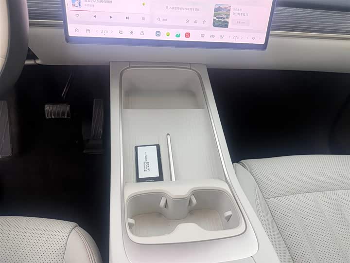 Фото 8 - Nio Onvo L60