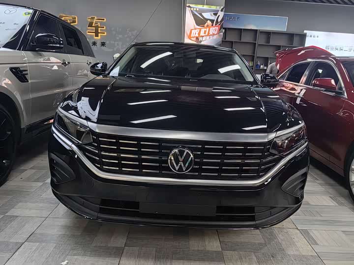 Фото 3 - Volkswagen Passat