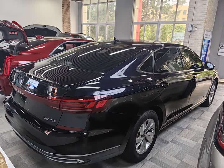 Фото 5 - Volkswagen Passat