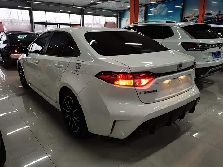 Фото 5 - Toyota Levin