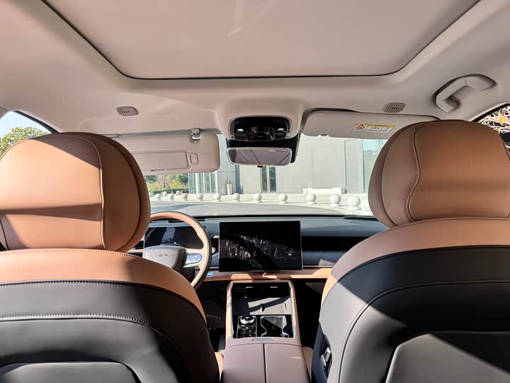 Фото 5 - Chery Tiggo 8L