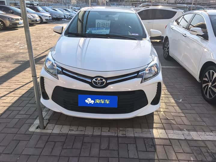 Фото 2 - Toyota Vios