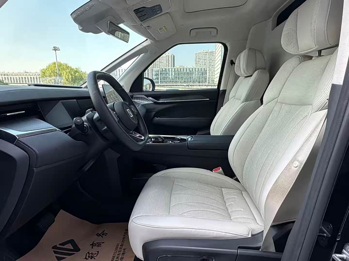 Фото 9 - Zeekr 009