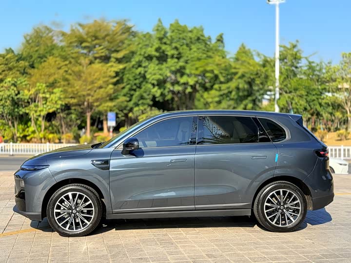 Фото 8 - Leapmotor B10