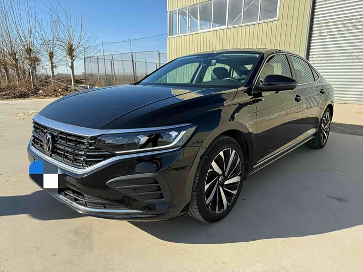 Фото 1 - Volkswagen Passat