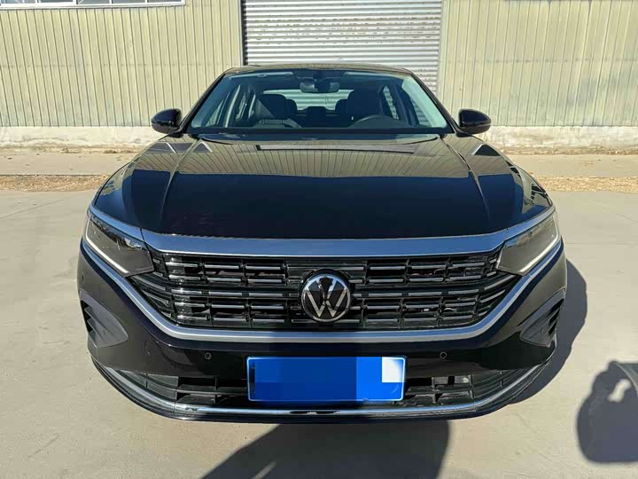 Фото 2 - Volkswagen Passat