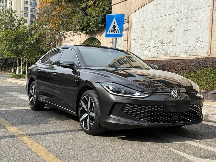 Фото 3 - Volkswagen Lamando L