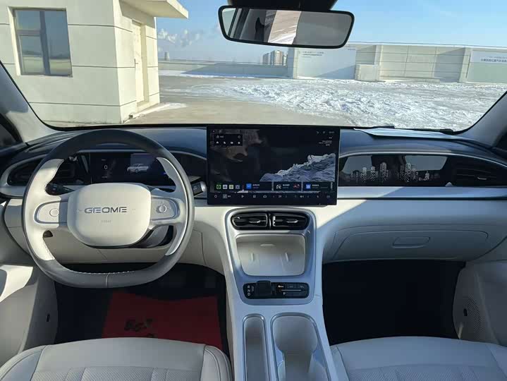 Фото 6 - Geely Galaxy Geome