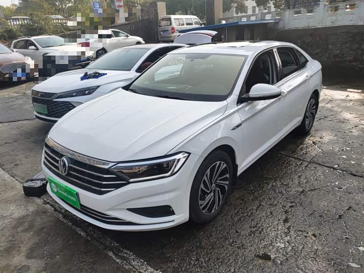 Фото 2 - Volkswagen Sagitar L