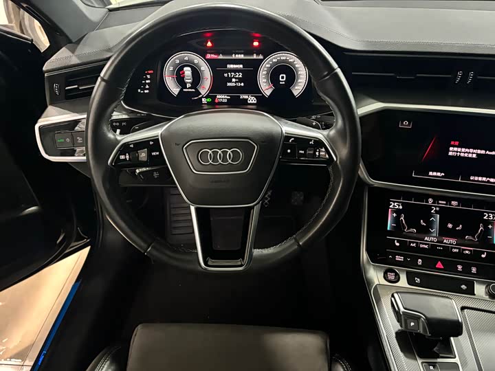 Фото 8 - Audi A6L