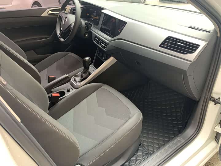 Фото 6 - Volkswagen Polo