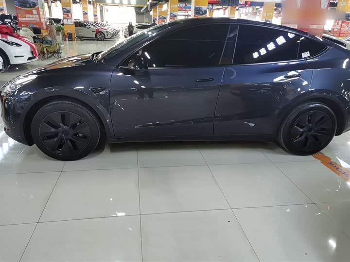 Фото 5 - Tesla Model Y