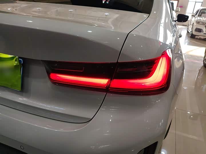 Фото 8 - BMW 3 Series