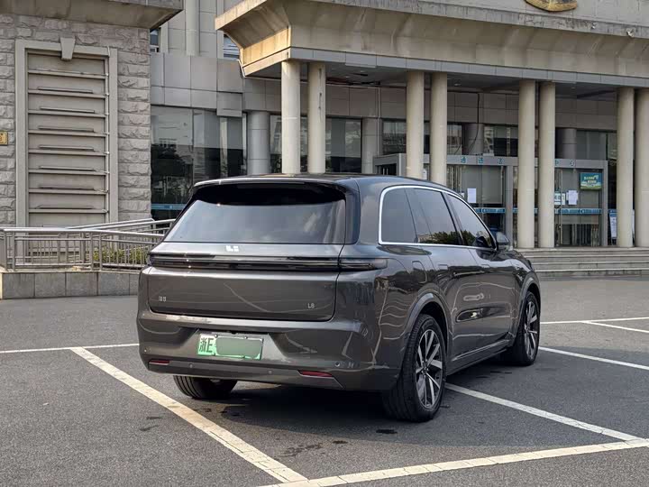 Фото 5 - LiXiang L8