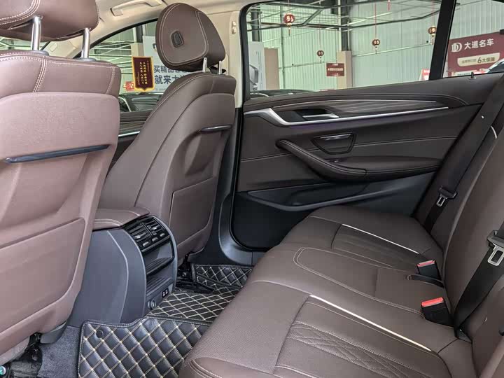 Фото 7 - BMW 5 Series Hybrid