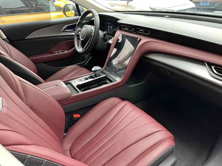 Фото 6 - Hongqi H5