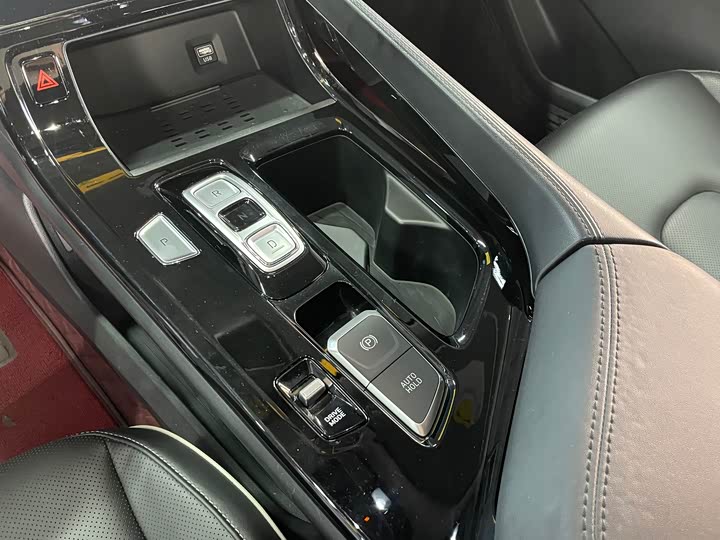 Фото 6 - Hyundai Custo