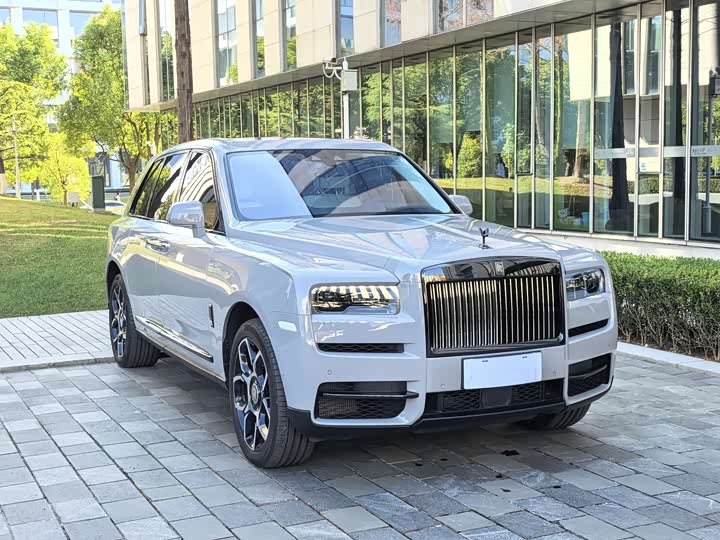 Фото 3 - Rolls-Royce Cullinan