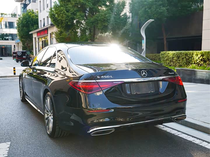 Фото 4 - Mercedes-Benz S-Class