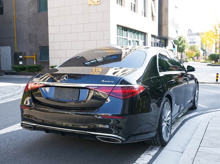 Фото 6 - Mercedes-Benz S-Class