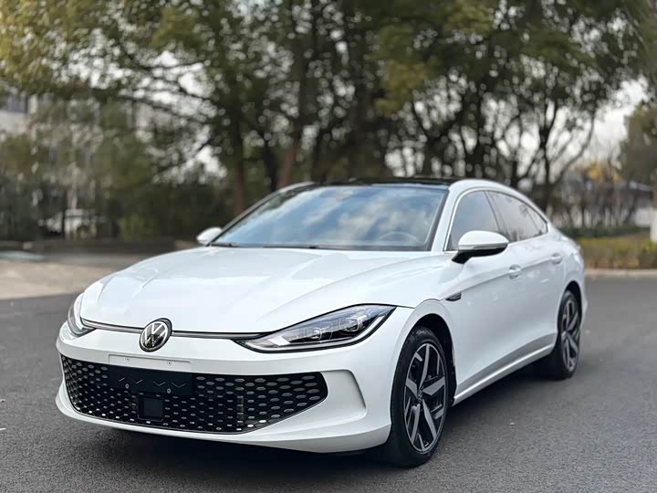 Фото 1 - Volkswagen Lamando L