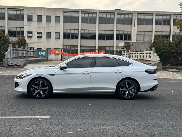 Фото 7 - Volkswagen Lamando L