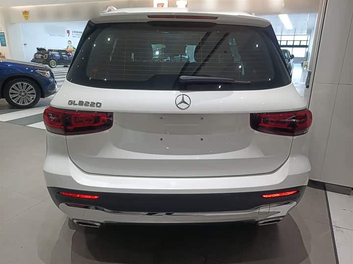 Фото 6 - Mercedes-Benz GLB-Class