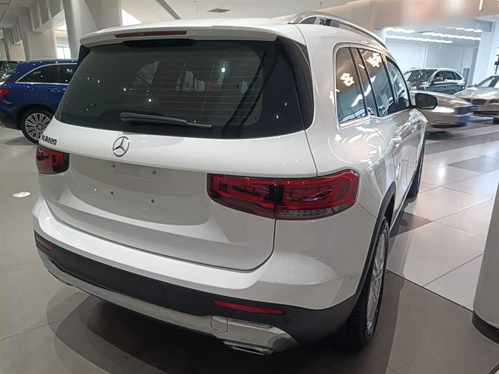 Фото 7 - Mercedes-Benz GLB-Class