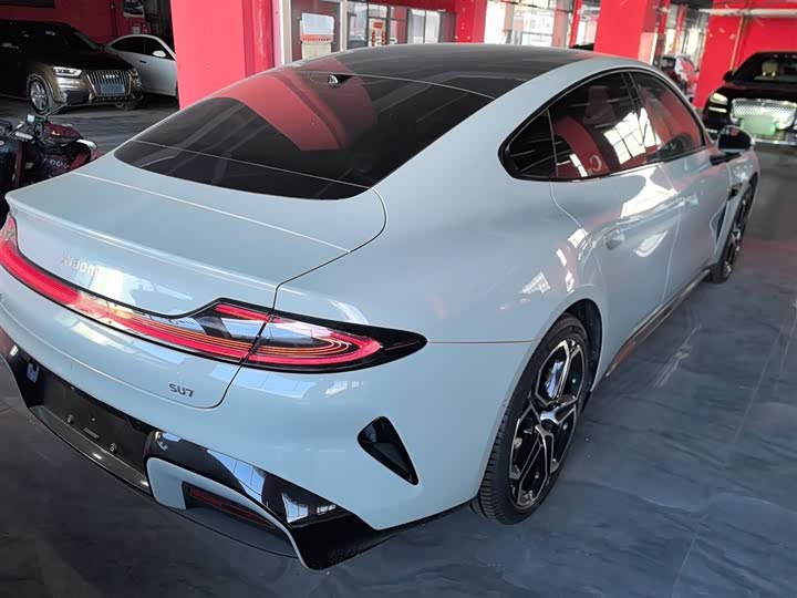 Фото 7 - Xiaomi SU7