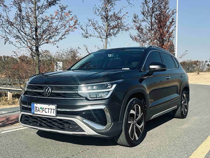 Фото 1 - Volkswagen Tharu