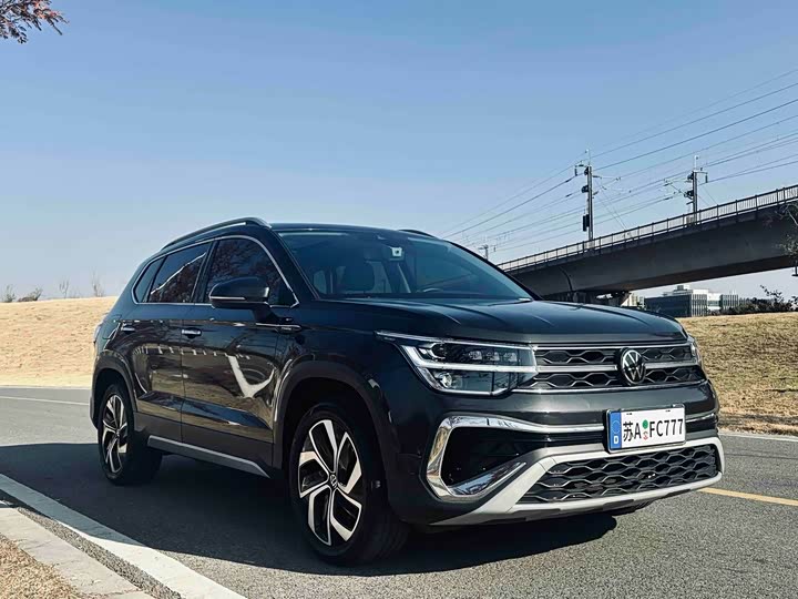 Фото 3 - Volkswagen Tharu