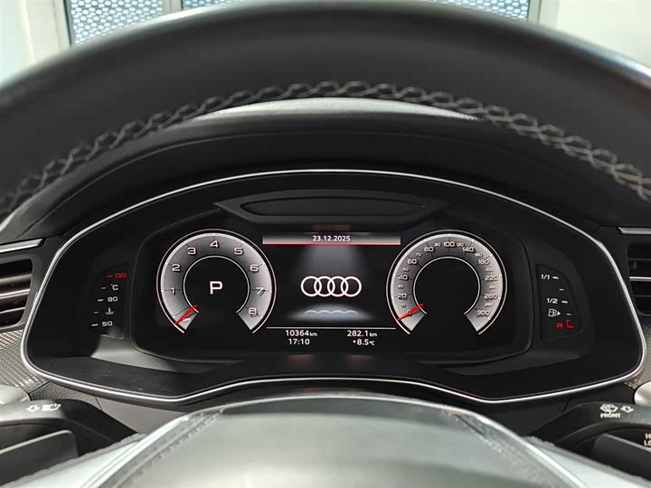 Фото 4 - Audi A6L